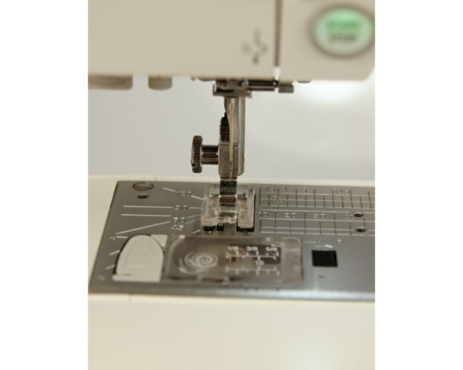 Janome DC7100 - Obrázek 5